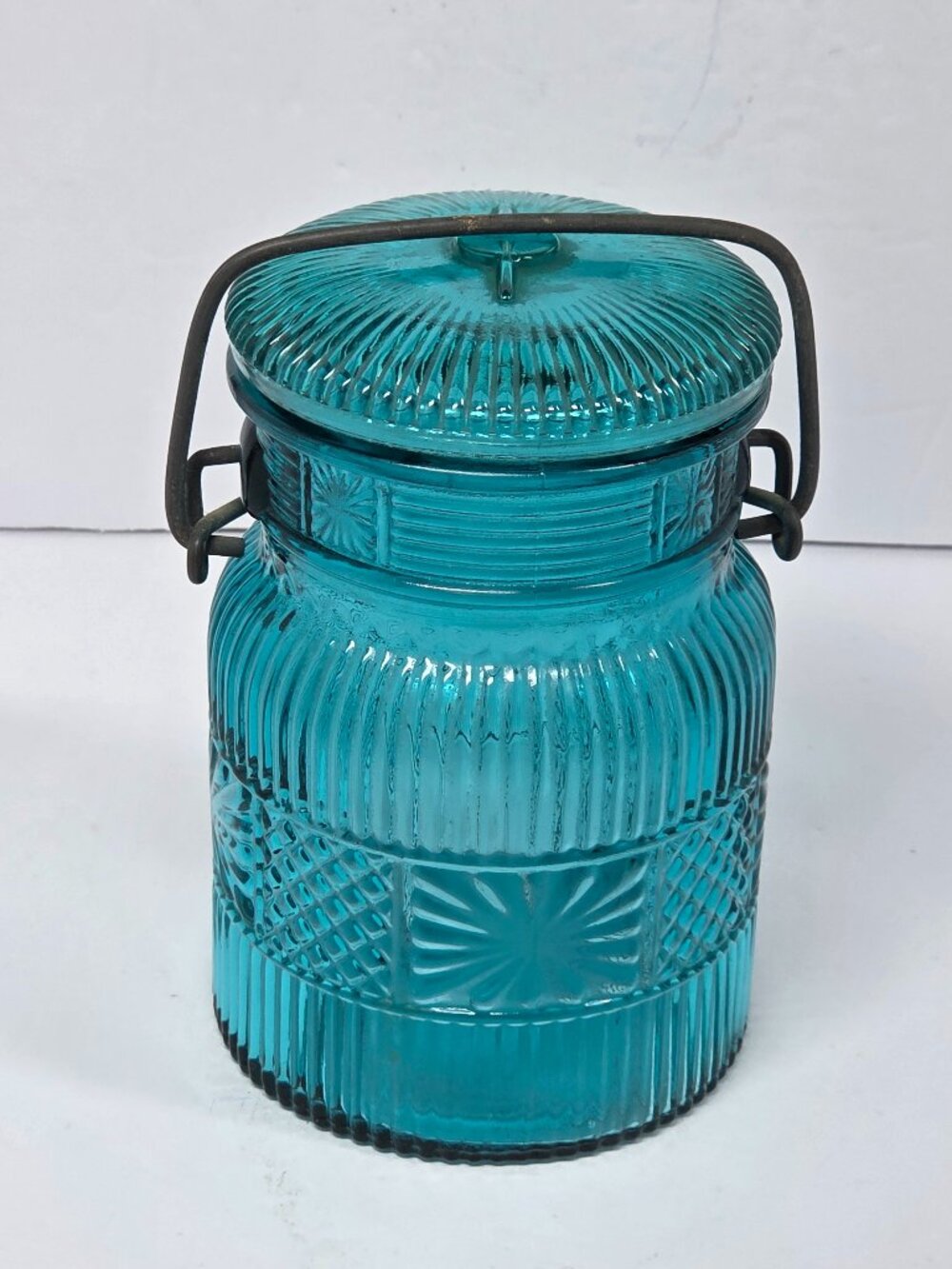 Avon Turquoise Ribbed Glass Candy Jar w/ Lid, Round Free Standing Canister